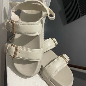 Steve Madden Cream Sandals